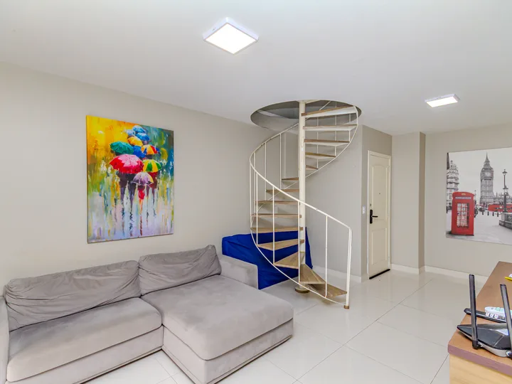 Cobertura Duplex aluguel 4 dormitórios na Barra norte