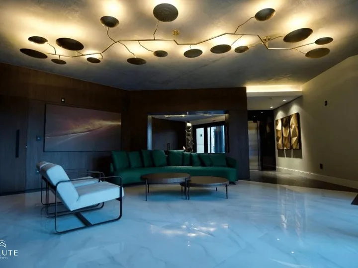 Apartamento 3 suítes de frente a Marina Tedesco