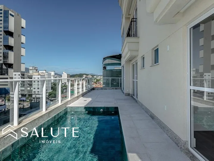 Apartamento à venda com 3 suítes no Centro