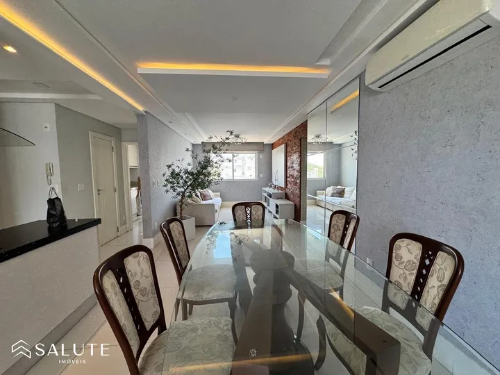 Apartamento locação anual 3 suítes Pioneiros