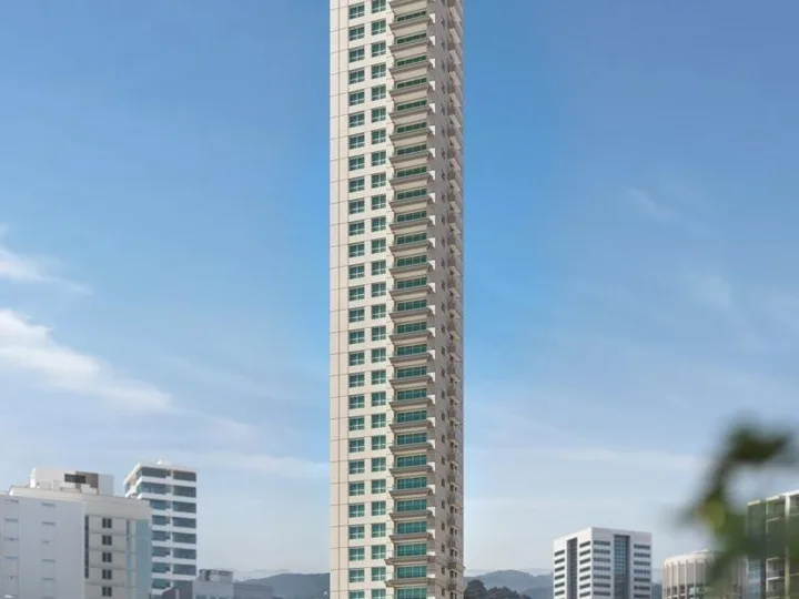 Apartamento à venda 4 suítes no Pioneiros