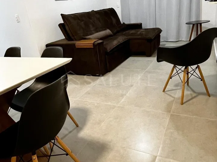 Apartamento à venda 2 dormitórios Barra Sul