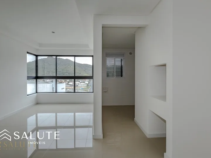 Apartamento à venda com 1 Suíte no Centro