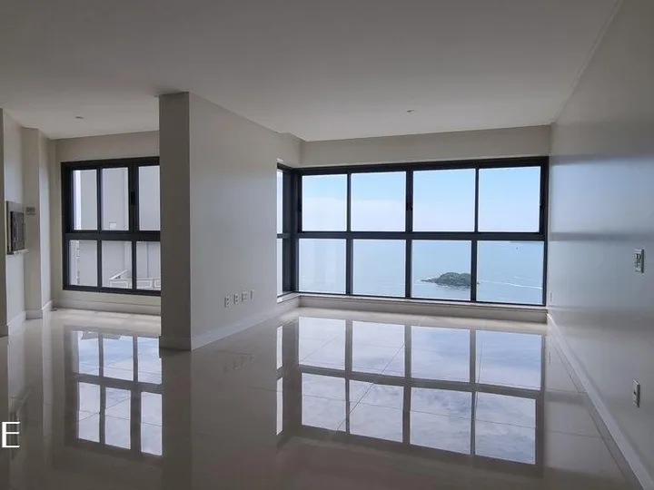 Apartamento à venda com 4 suítes no Centro
