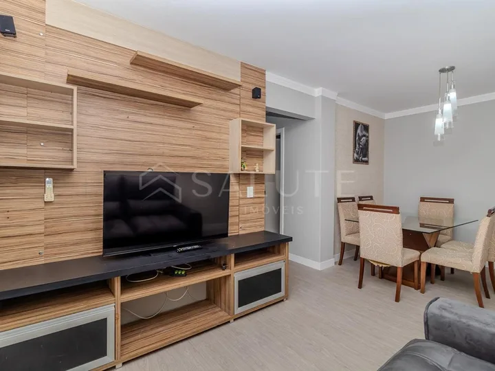 Apartamento à venda anual 4 dorm. no Centro