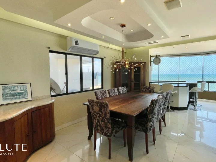 Apartamento à venda 3 Suítes na Barra Sul