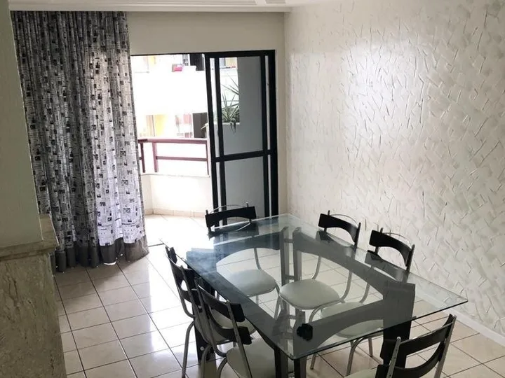 Apartamento à venda no Centro