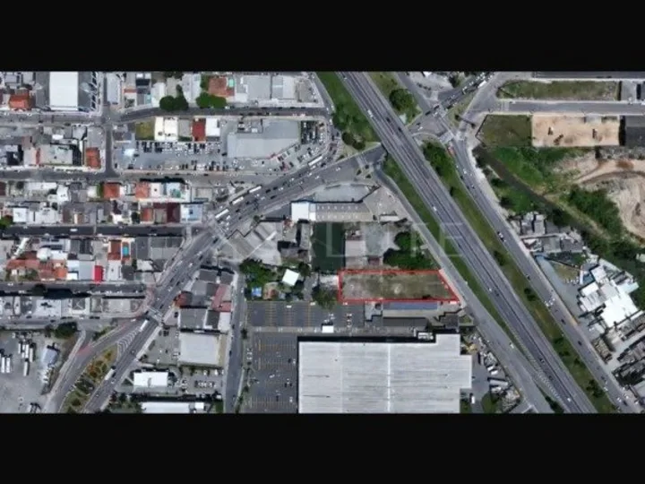 terreno para aluguel anual no Centro