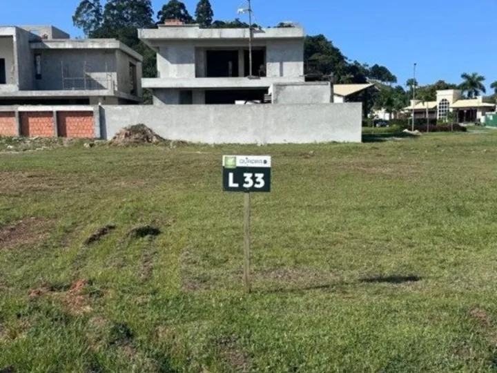 Terreno à venda no Condomínio em Camboriú