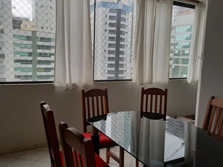 Apartamento à venda com 3 dormitórios na Barra Sul