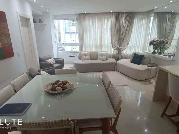 Apartamento à venda com 3 suítes na Barra Sul