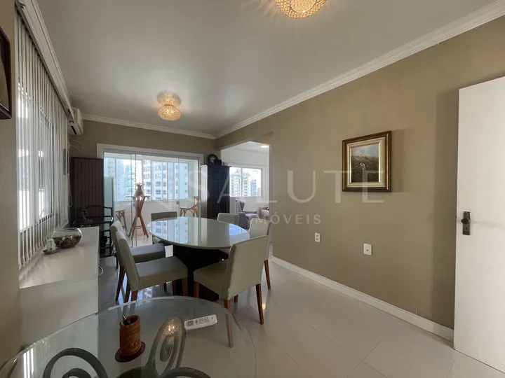 Apartamento à venda 3 dormitórios no Centro