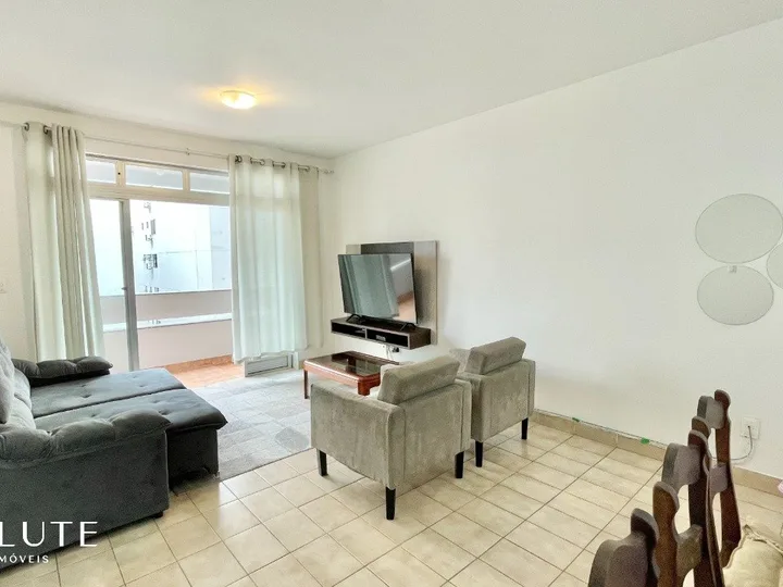 Apartamento à venda com 2 dormitórios no Centro