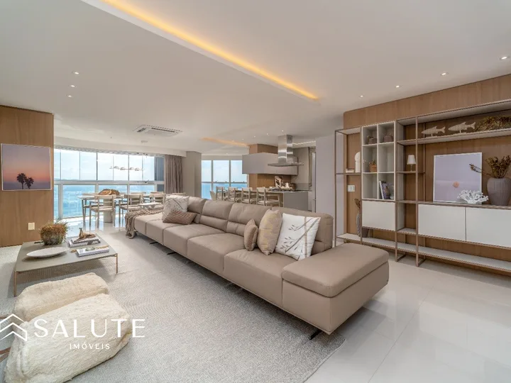 Apartamento alto padrão na Barra Sul!