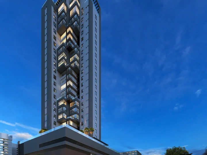 Apartamento à venda com 3 suítes na Barra Sul