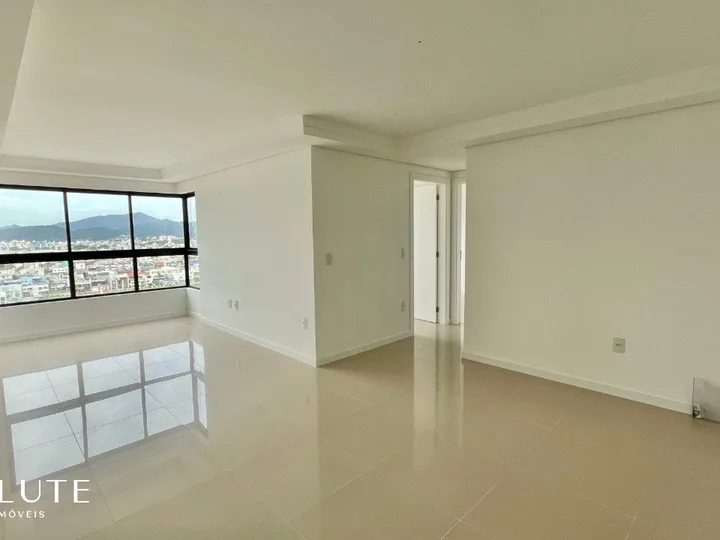 Apartamento à venda 2 quartos no Centro