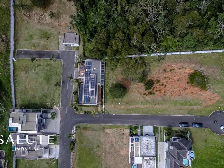 Casa á venda 5 Suítes na Barra