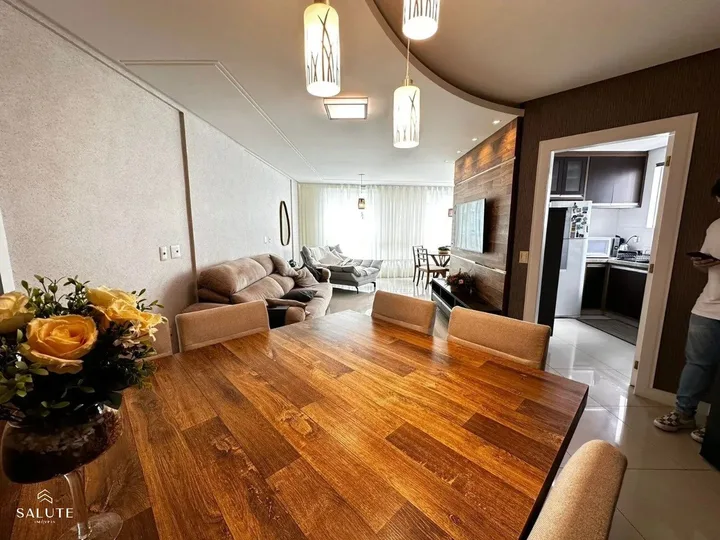 Apartamento à venda com 3 suítes na Barra Sul