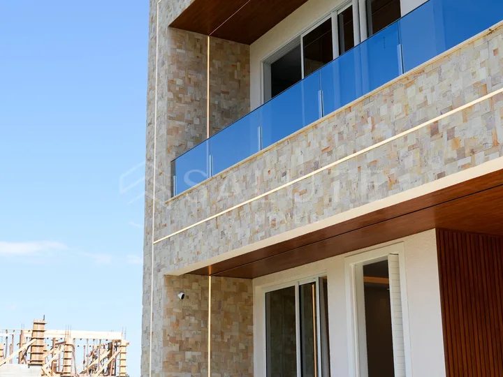 Casa à venda 3 suítes em Itapema