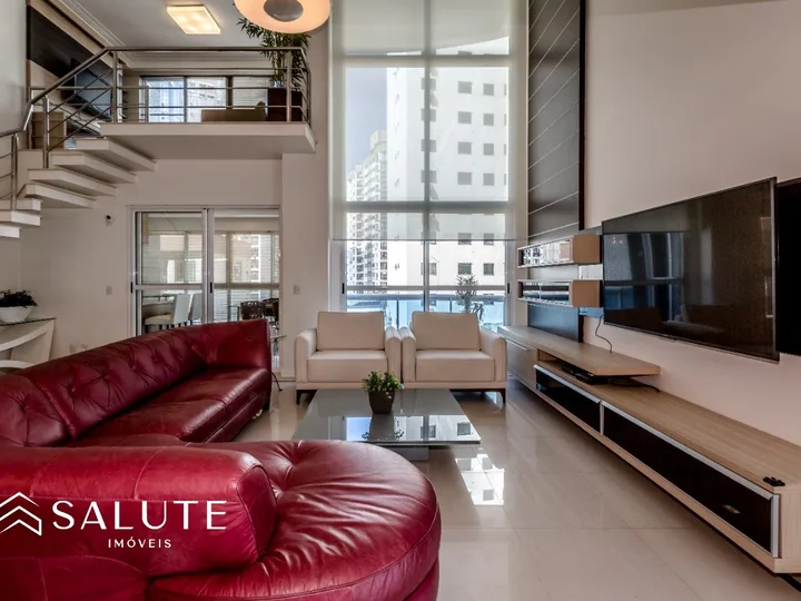 Apartamento com 3 Suítes Mobiliado