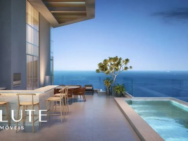 Apartamento à venda 4 suítes no Centro