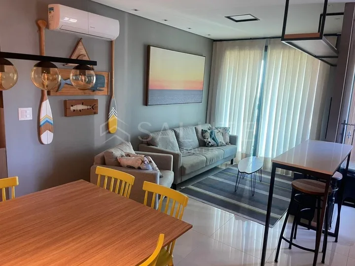 Apartamento à venda 3 dormitórios Praia Brava.