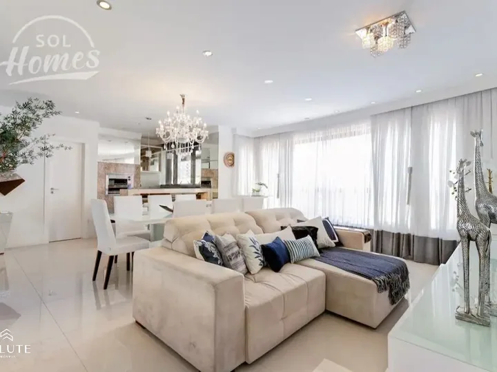 Apartamento à venda com 3 suítes no Centro