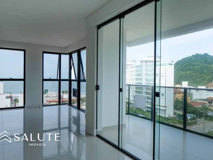 Apartamento à venda 4 suítes na Praia Brava