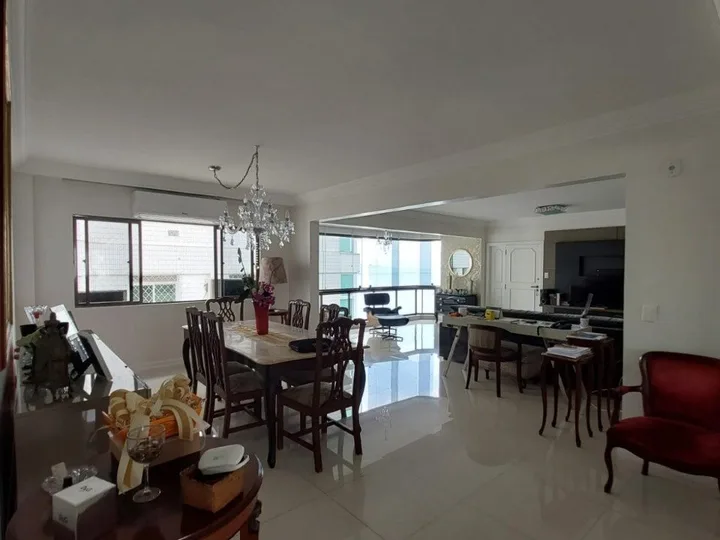 Apartamento à venda 3 dormitórios na Barra Sul