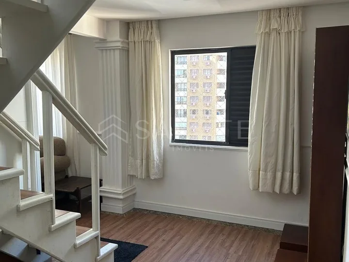 Apartamento a venda com 3 dormitórios no Centro