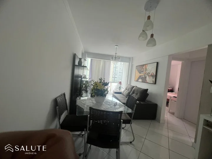 Apartamento à venda 2 dormitórios Barra Sul.