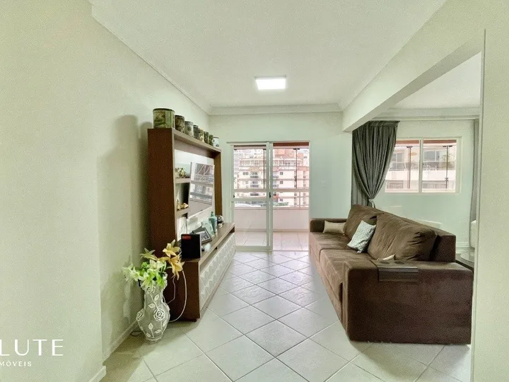 Apartamento locação anual 3 Dormitórios no Centro