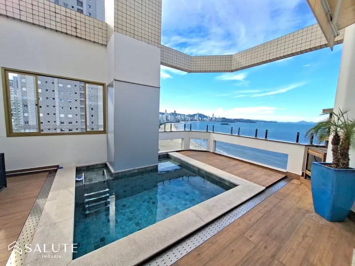 Apartamento locação anual 4 suítes Barra Sul