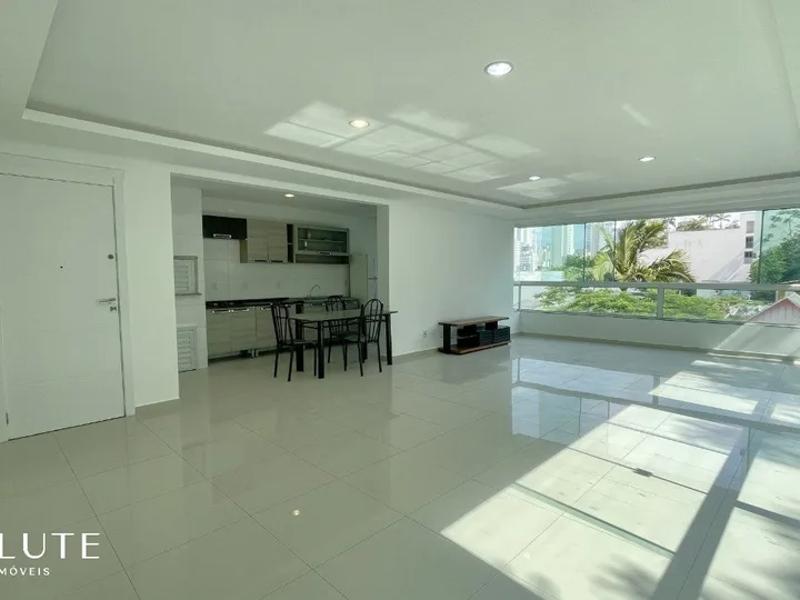 Apartamento aluguel anual 3 suítes no Ariribá