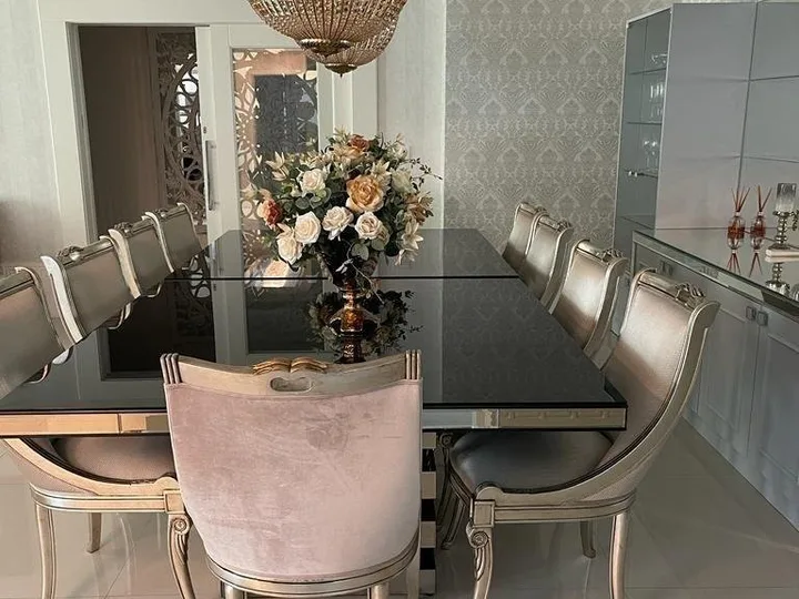 Apartamento à venda 4 suíte em Meia Praia