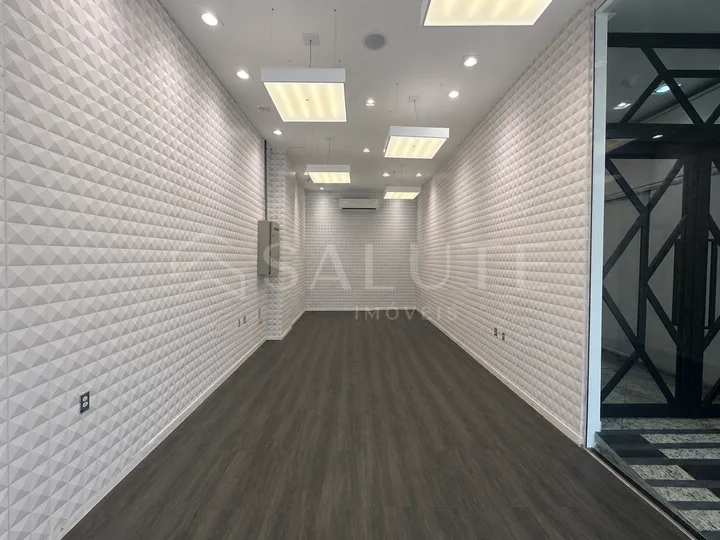 Sala Comercial aluguel anual no Centro