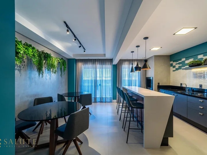 Apartamento à venda com 2 dormitórios no Centro