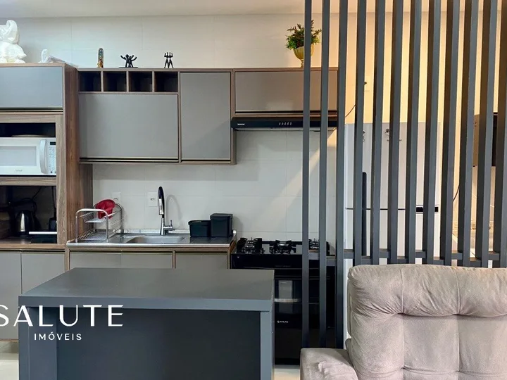 Apartamento com 1 dormitório + 1 suíte