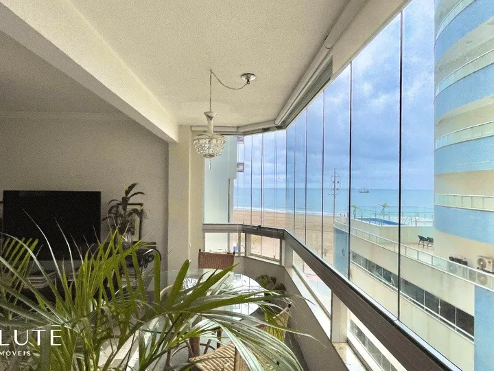 Apartamento à venda 3 dormitórios na Barra Sul