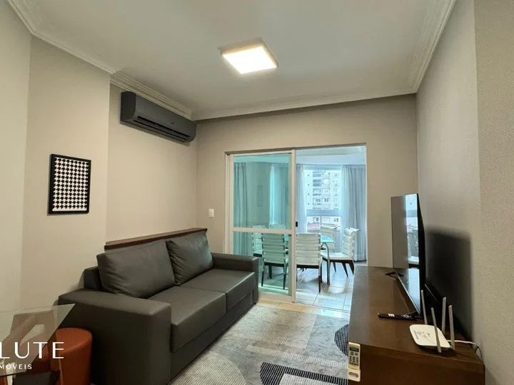 Apartamento à venda com 2 Dormitórios na Barra Sul