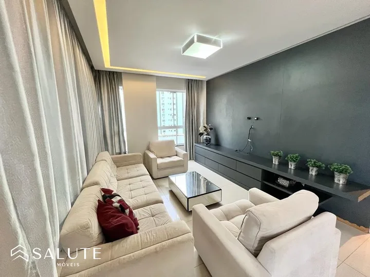 Apartamento à venda com 3 suítes na Barra Norte