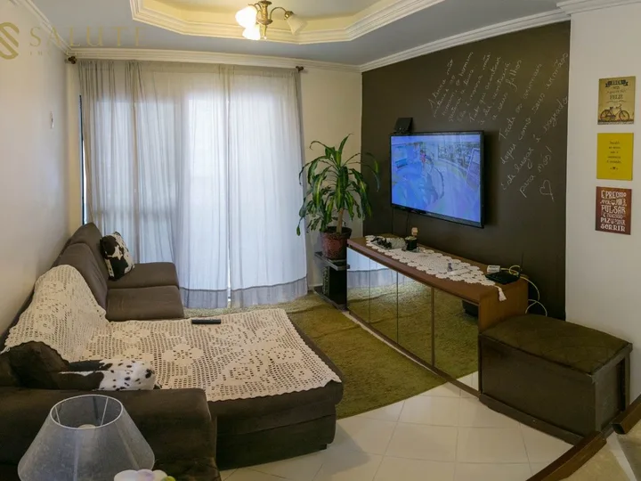 Apartamento com 3 Dormitórios no Centro