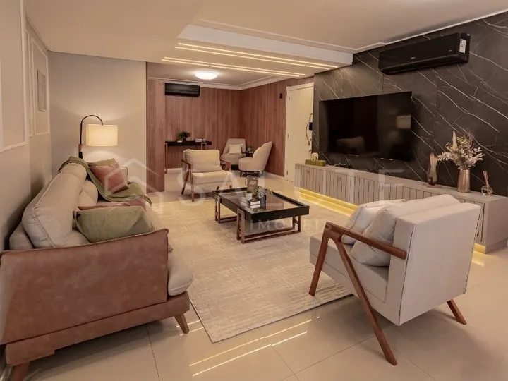 Apartamento à venda 3 suítes no Centro
