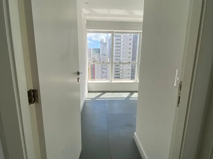 Sala Comercial à venda no Pioneiros