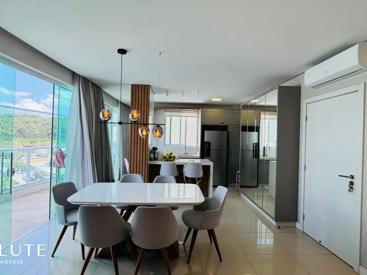 Apartamento à Venda 3 suítes no Centro
