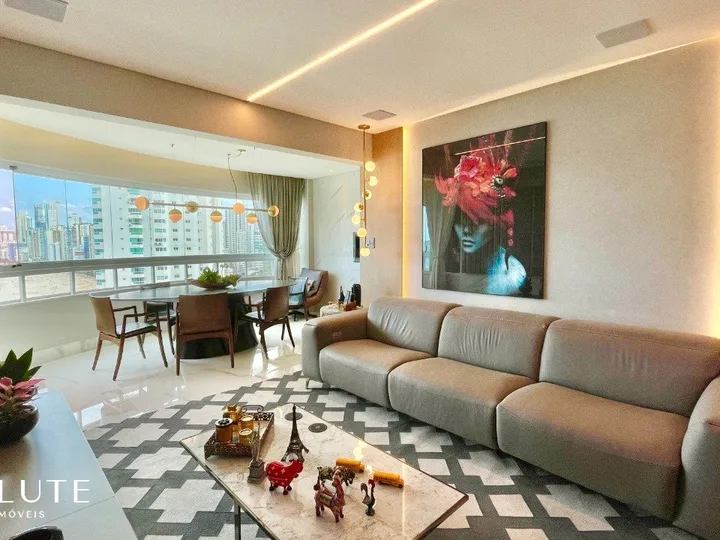 Apartamento à venda com 3 suítes na Barra Norte