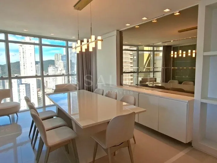 Apartamento à venda 3 suítes na Barra Sul