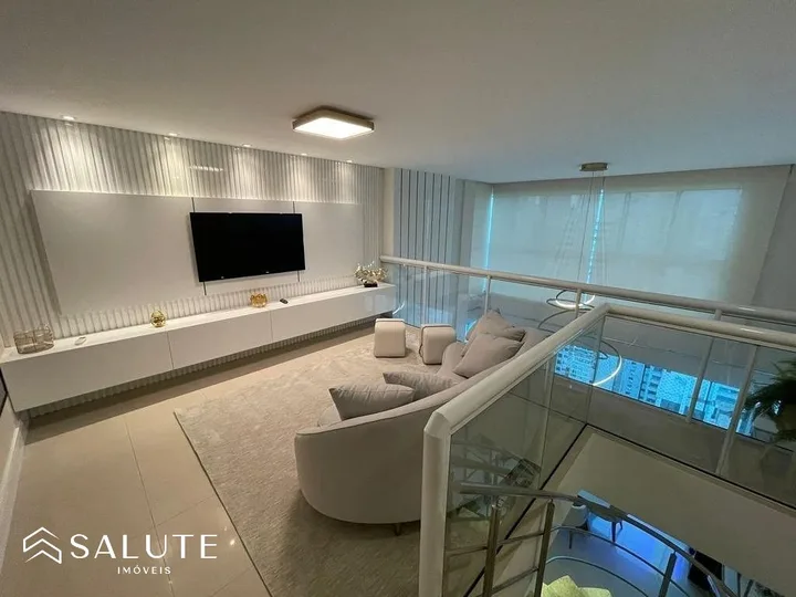Apartamento à venda 4 suítes no Centro