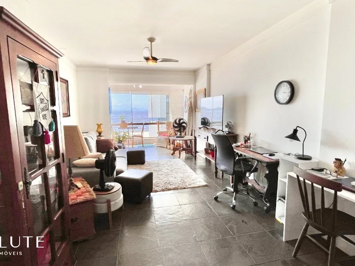 Apartamento à venda 3 Dormitórios na Barra Sul