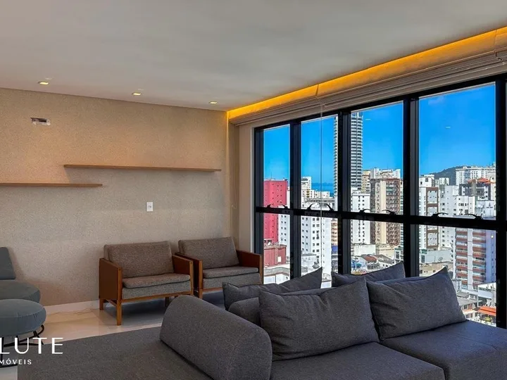 Apartamento para à venda 4 suítes no Centro